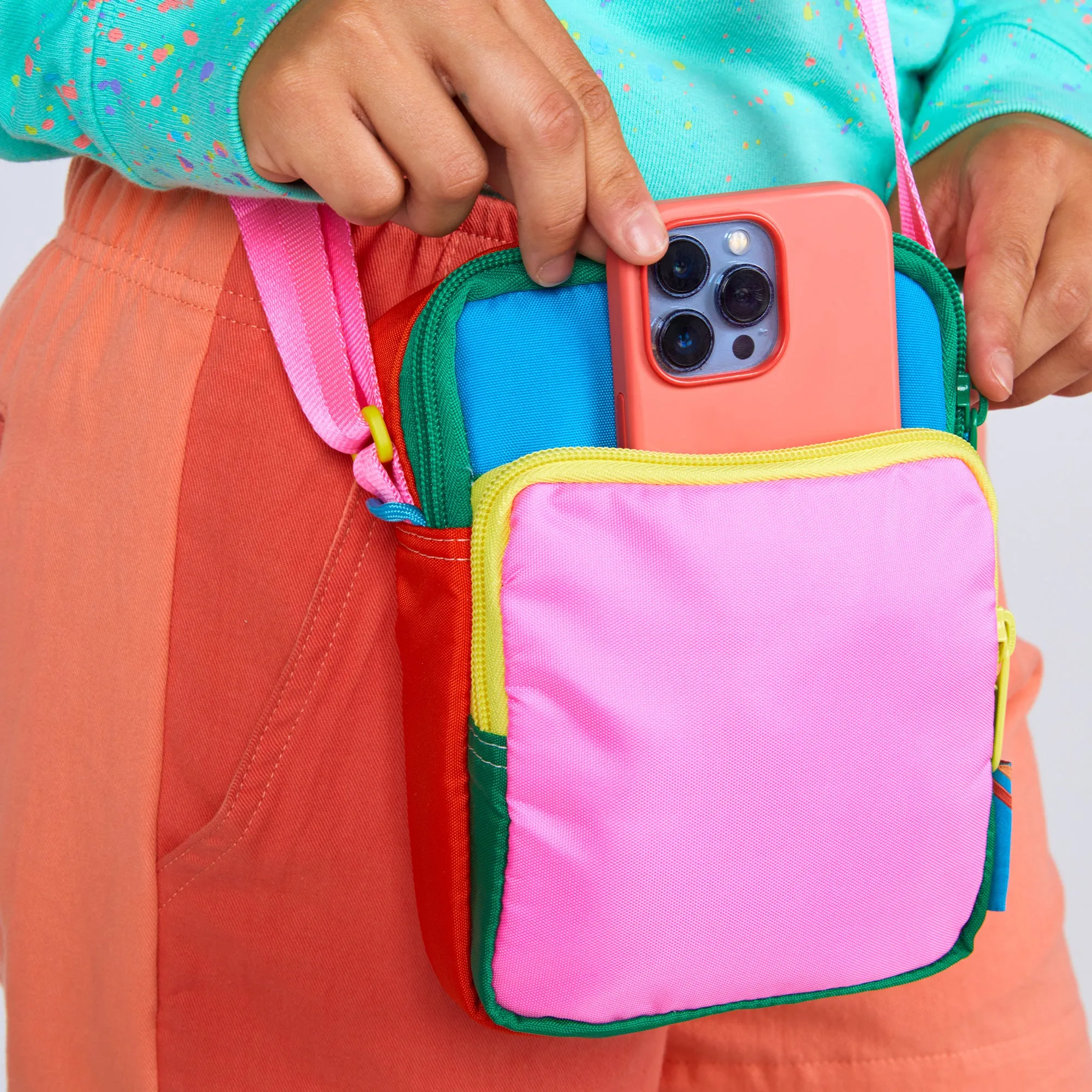 Bubble Gummy Sidekick Sling