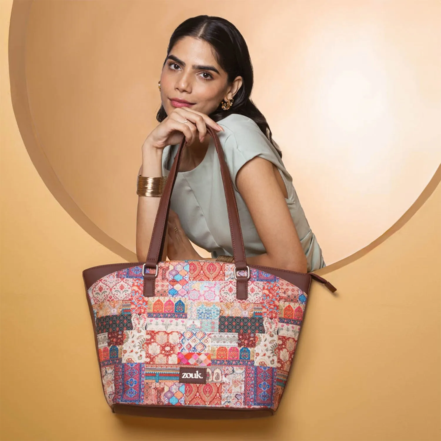 Kutch Gamthi Classic Travel Tote